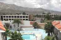 Swimming Pool Extend-A-Suites Utep