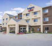 Exterior 5 Fairfield Inn Topeka