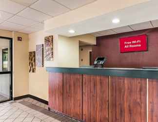 Lobby 2 Red Roof Inn Texarkana