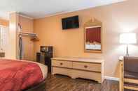 Bedroom Econo Lodge Cornersville