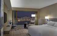 Kamar Tidur 7 New World Millennium Hong Kong Hotel