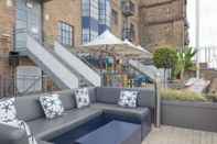 Ruang untuk Umum DoubleTree by Hilton London - Docklands Riverside