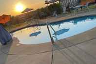 Swimming Pool Quality Inn Austintown - Youngstown West