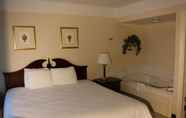 Bedroom 7 Imperial Swan Hotel & Suites