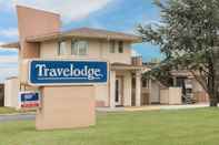 Exterior Travelodge by Wyndham Santa Rosa Wine Country