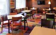 Restaurant 7 Quality Inn Cranberry Township