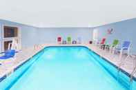 Swimming Pool Days Inn by Wyndham Springfield