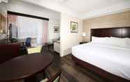 Bedroom 7 Holiday Inn & Suites Windsor Ambassador Bridge, an IHG Hotel