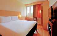 Bilik Tidur 3 ibis Poitiers Beaulieu