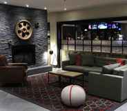 Lobi 4 Four Points by Sheraton Edmunston Hotel & Conference Center