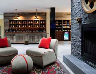 Sảnh chờ 2 Four Points by Sheraton Edmunston Hotel & Conference Center