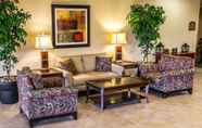 Lobby 4 Ramada by Wyndham Michigan City