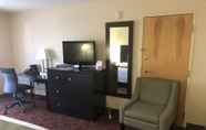 Bedroom 6 Quality Inn Shelburne - Burlington