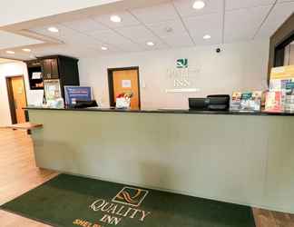 Lobby 2 Quality Inn Shelburne - Burlington