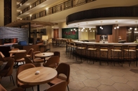 บาร์ คาเฟ่ และเลานจ์ Embassy Suites San Francisco Airport - South San Francisco