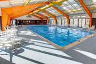 Swimming Pool Comfort Inn Conference Center