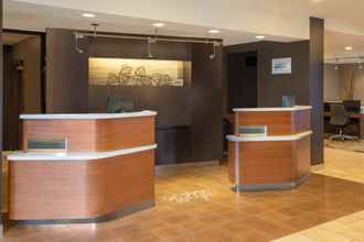 Lobby 4 Courtyard by Marriott Chicago Wood Dale