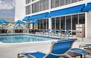 Swimming Pool 6 Courtyard by Marriott Fort Lauderdale Beach