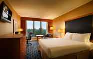 Kamar Tidur 4 Executive Hotel Vancouver Airport