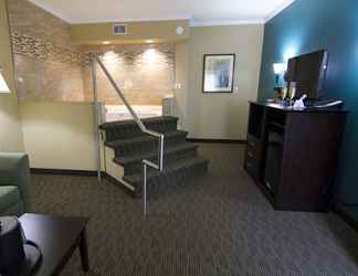 Lobby 2 Best Western Plus Plattsburgh