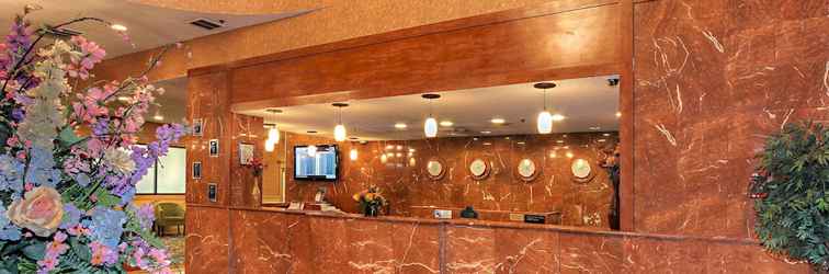 Lobi Clarion Hotel Philadelphia International Airport