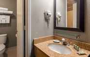 Toilet Kamar 7 Best Western Pocatello Inn