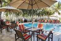 Swimming Pool Four Points by Sheraton Fort Lauderdale Airport/Cruise Port