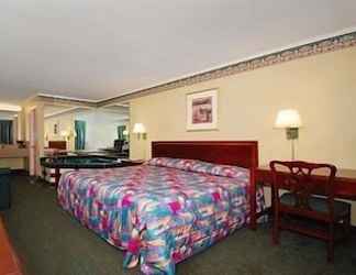 Kamar Tidur 2 Way Inn and Conference Center