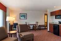 Common Space Best Western Pony Soldier Inn - Airport