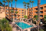 Swimming Pool Sonesta Select Los Angeles Torrance South Bay