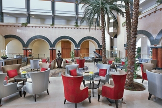 Lobby 4 Radisson Blu Hotel & Resort, Al Ain