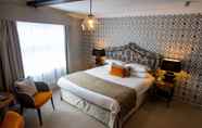 Kamar Tidur 4 The Maids Head Hotel