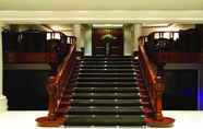 Lobby 7 Grand Jersey Hotel & Spa