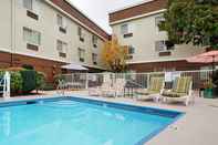 Swimming Pool Best Western Sky Valley Inn