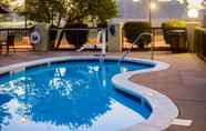 Swimming Pool 6 Quality Inn Clarksville - Exit 11