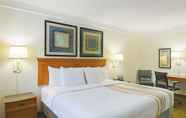 Bedroom 4 La Quinta Inn by Wyndham Denver Northglenn