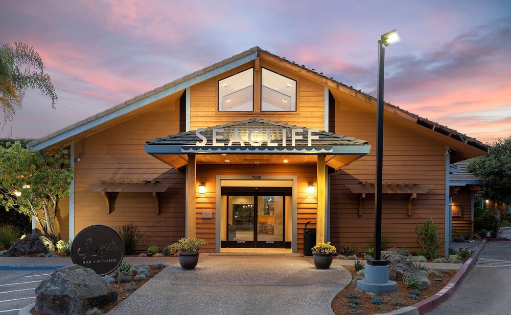 Bangunan 6 Seacliff Inn Aptos, Tapestry Collection by Hilton