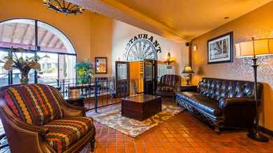 Lobi 4 Best Western El Grande Inn