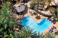 Swimming Pool Sheraton Park Hotel at the Anaheim Resort