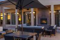 Common Space Courtyard by Marriott Boulder