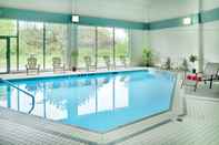 Swimming Pool Travelodge by Wyndham Ottawa East