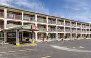 Exterior 5 SureStay Hotel by Best Western Summersville