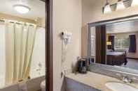 In-room Bathroom SureStay Hotel by Best Western Summersville