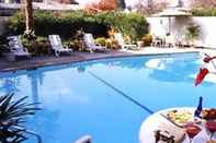 Swimming Pool Best Western Inn