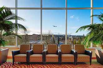 Lobby 4 Hilton Seattle Airport & Conference Center