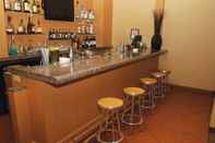 Bar, Kafe dan Lounge La Quinta Inn & Suites by Wyndham LAX