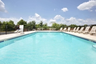 Swimming Pool Days Inn by Wyndham Columbus-North Fort Benning