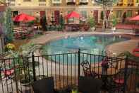 Swimming Pool Best Western Plus White Bear Country Inn