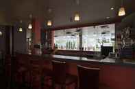 Bar, Kafe dan Lounge Ibis 3 Lacs Neuchatel Hotel