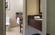 In-room Bathroom 3 Marriott Rochester Mayo Clinic